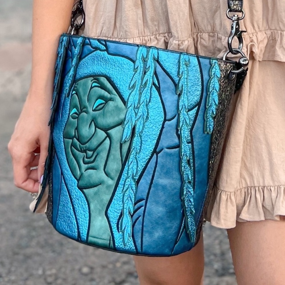 Danielle Nicole Grandmother Willow Bucket Bag